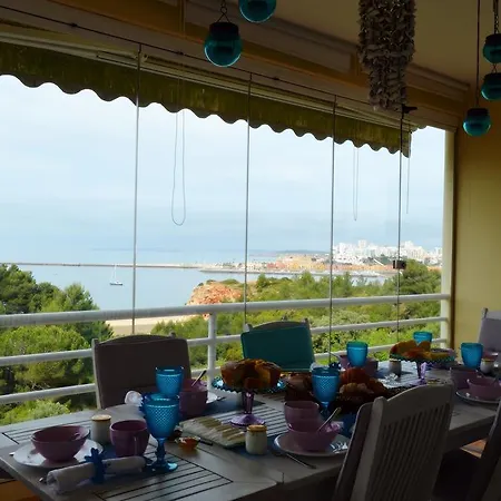 Bed & Breakfast Encosta Da Luxury